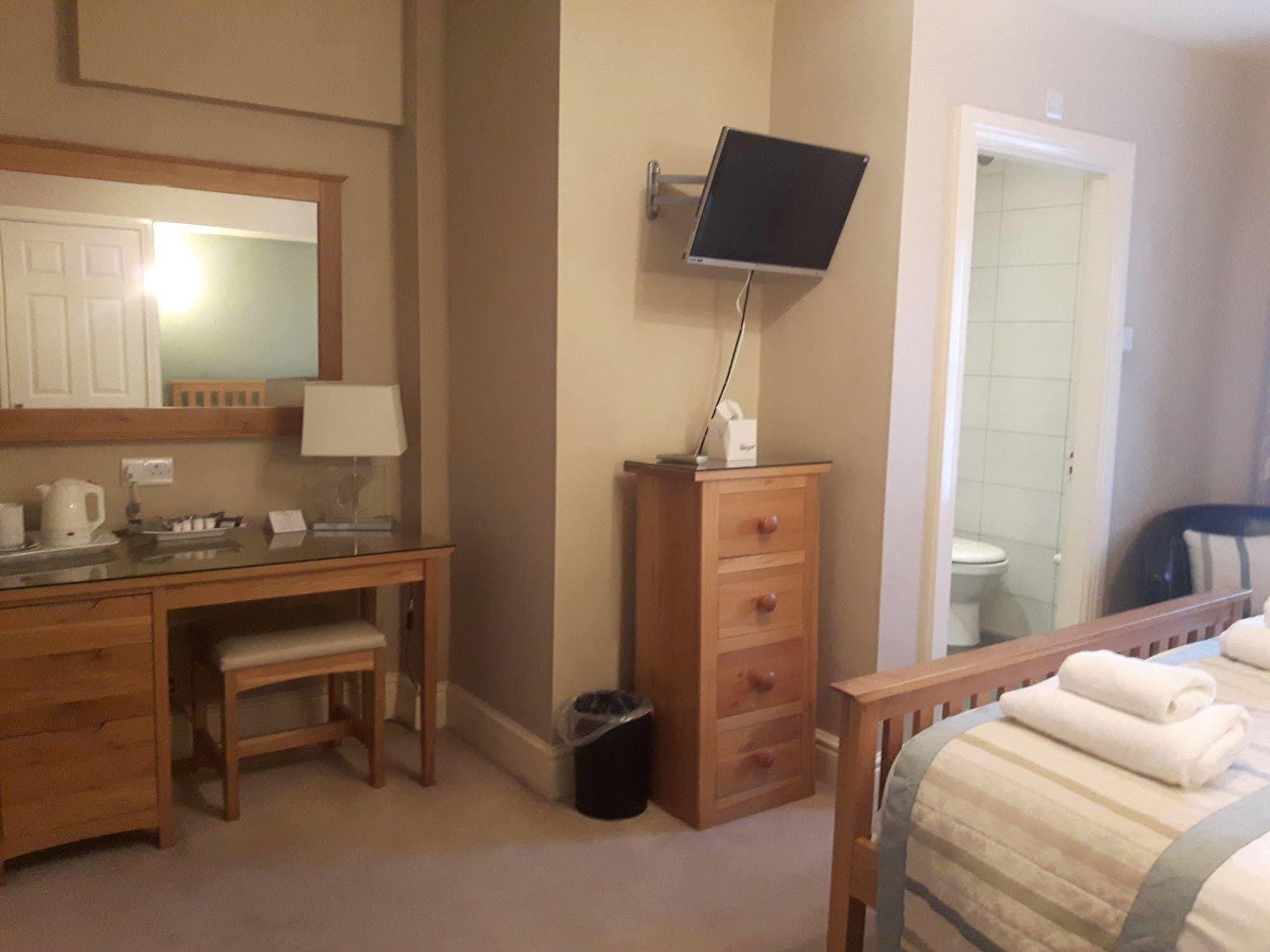 The Wheatsheaf Hotel Corbridge Bagian luar foto